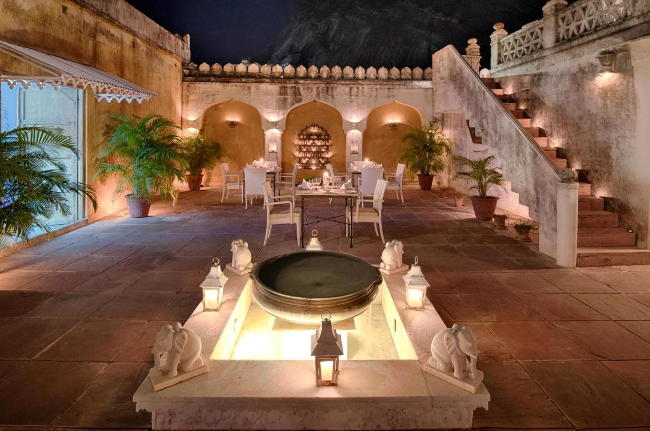 The Rawla Narlai - A Luxury Heritage Stay In Leopard Country Exteriör bild